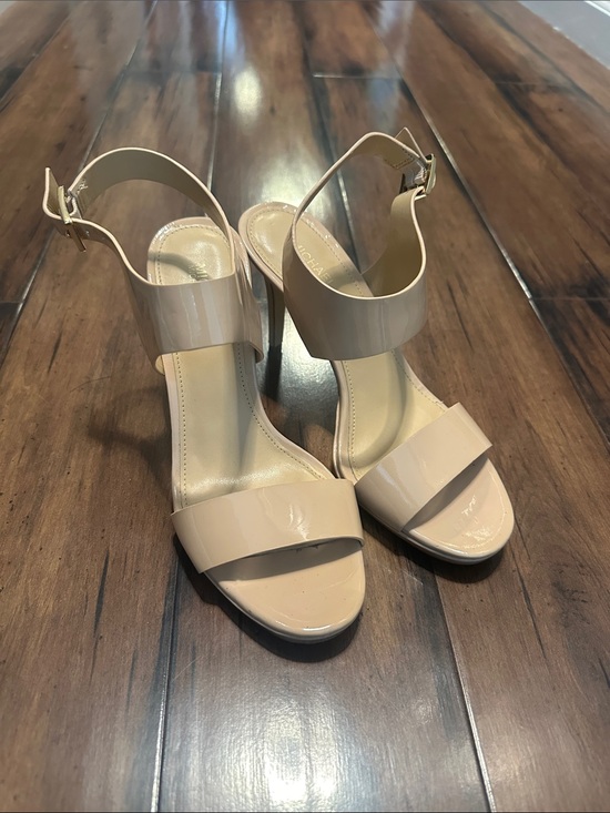 Michael Kors Shoes - Worn once, great condition